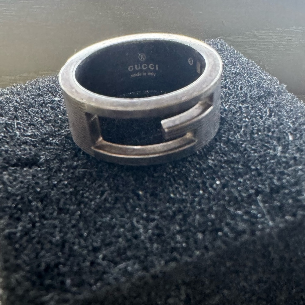 Gucci Cutout G Logo Band Ring Sz 5.5 - Picture 7 of 9